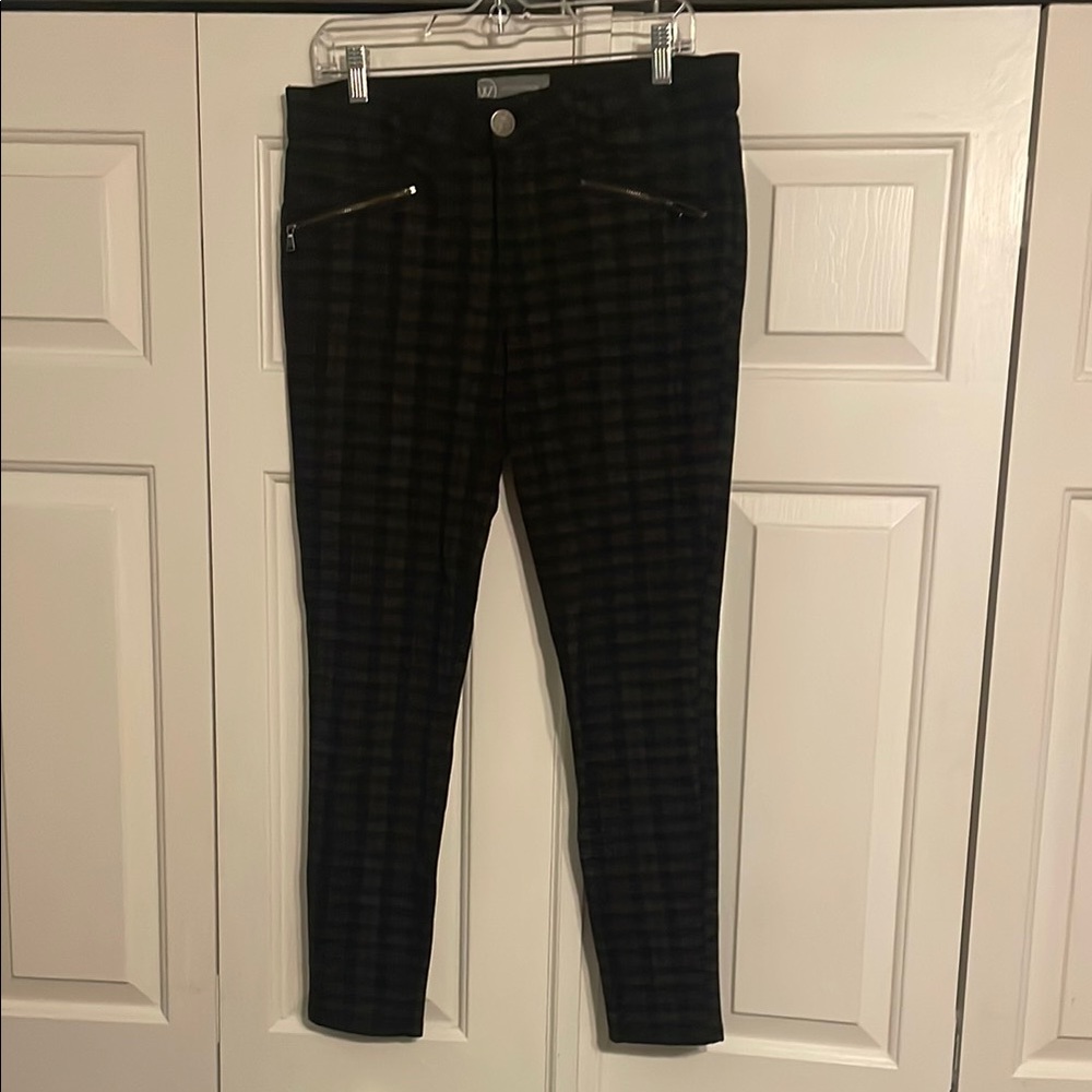 Wit & Wisdom Black Plaid Skinny Pants